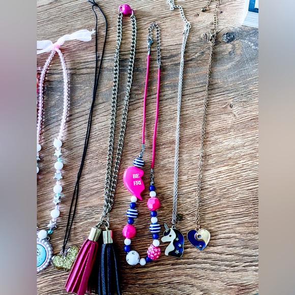 Necklaces bundle of little girls - Picture 3 of 3